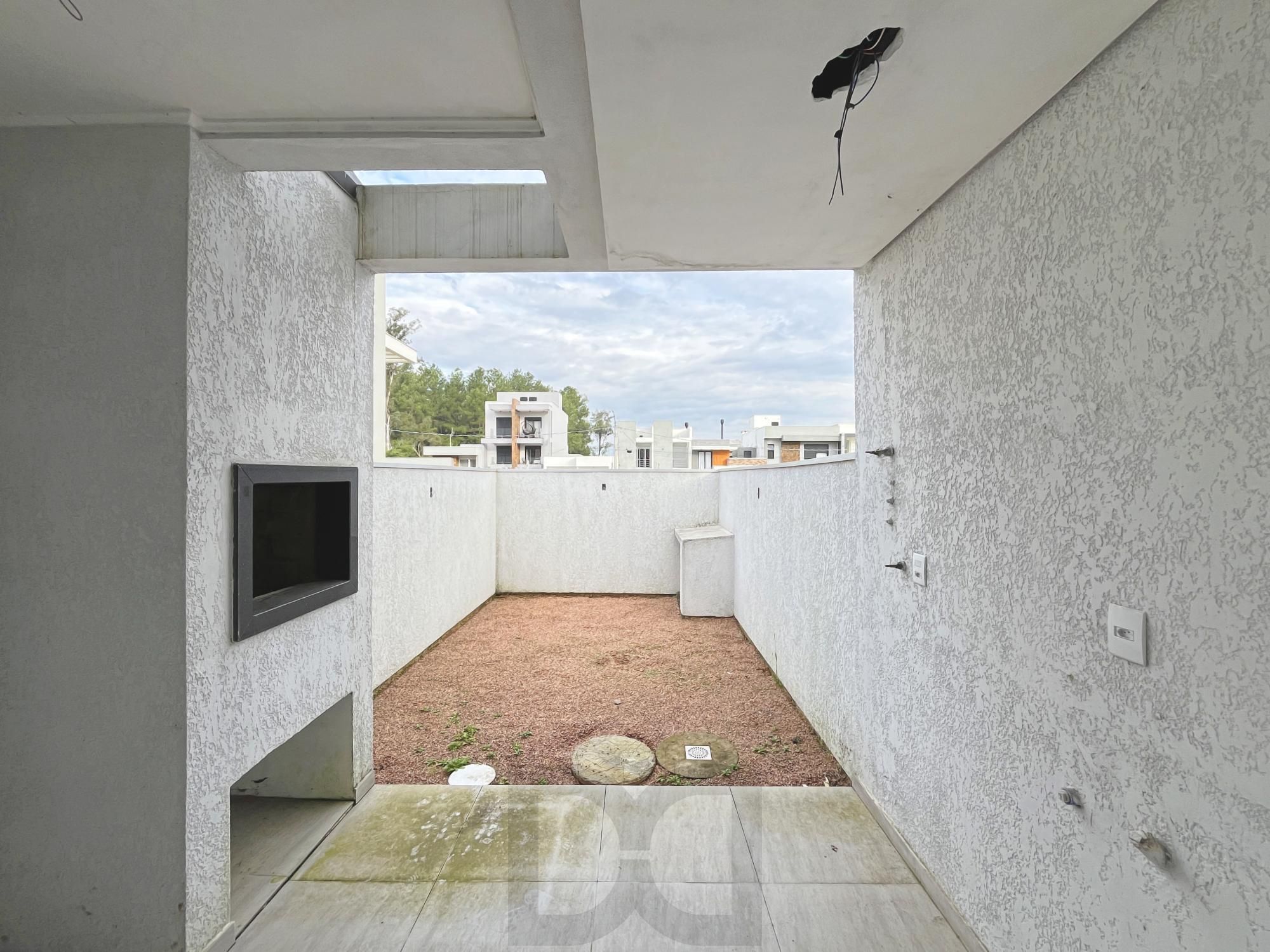 Casa em Porto Alegre, no bairro Hípica, com 2 dormitório(s), e 2 banheiros, à venda. — foto 14