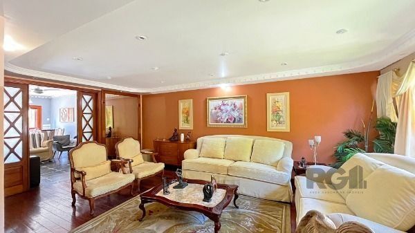 Casa em Porto Alegre, no bairro Ipanema, com 3 dormitório(s), e 3 banheiros, à venda. — foto 6