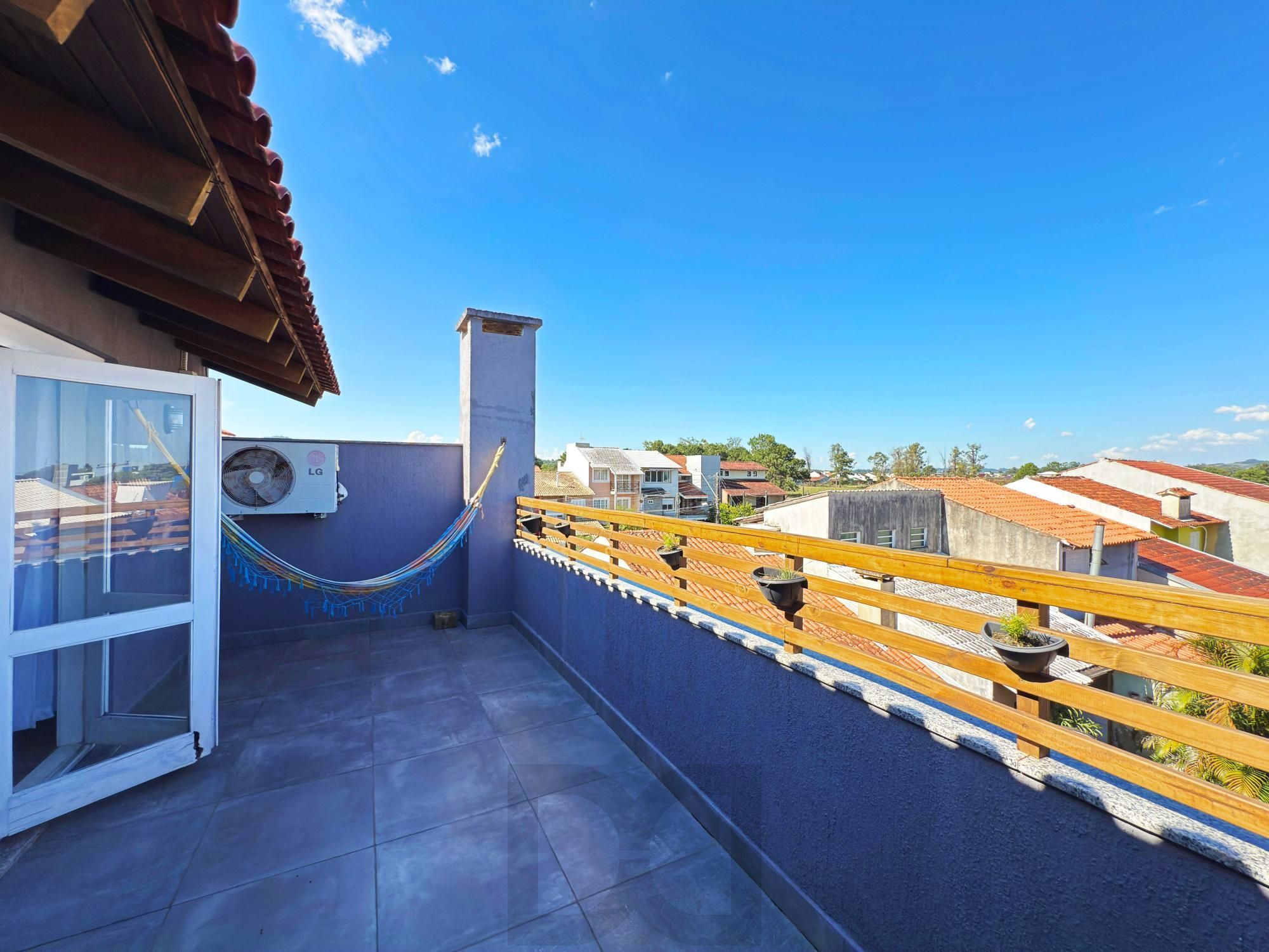 Em busca de uma casa espaçosa e cheia de comodidades no bairro Hípica — foto 76