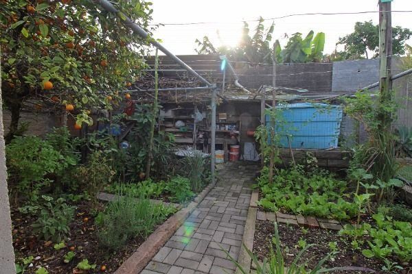 Casa em Porto Alegre, no bairro Belém Novo, com 3 dormitório(s), e 3 banheiros, à venda. — foto 36
