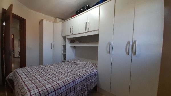 Casa em Porto Alegre, no bairro Espírito Santo, com 3 dormitório(s), e 3 banheiros, à venda. — foto 18