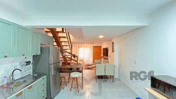 Casa Condominio em Porto Alegre, no bairro Teresópolis, com 2 dormitório(s), e 2 banheiros, à venda. — foto 8