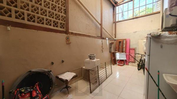 Casa em Porto Alegre, no bairro Espírito Santo, com 4 dormitório(s), e 4 banheiros, à venda. — foto 19