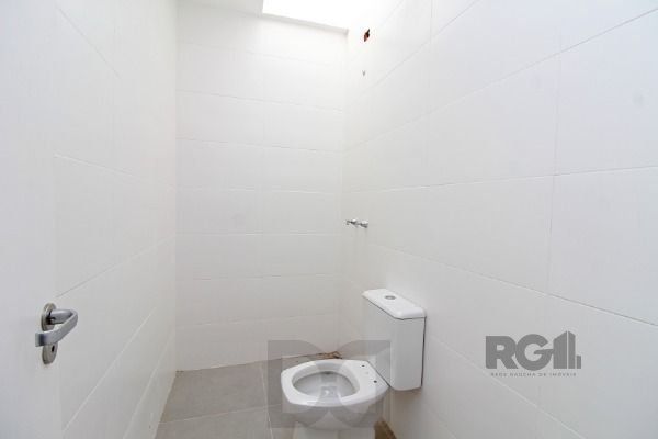 Sobrado para Venda - 100m², 3 dormitórios, sendo 3 suites, 2 vagas - Portal Do Guarujá — foto 31