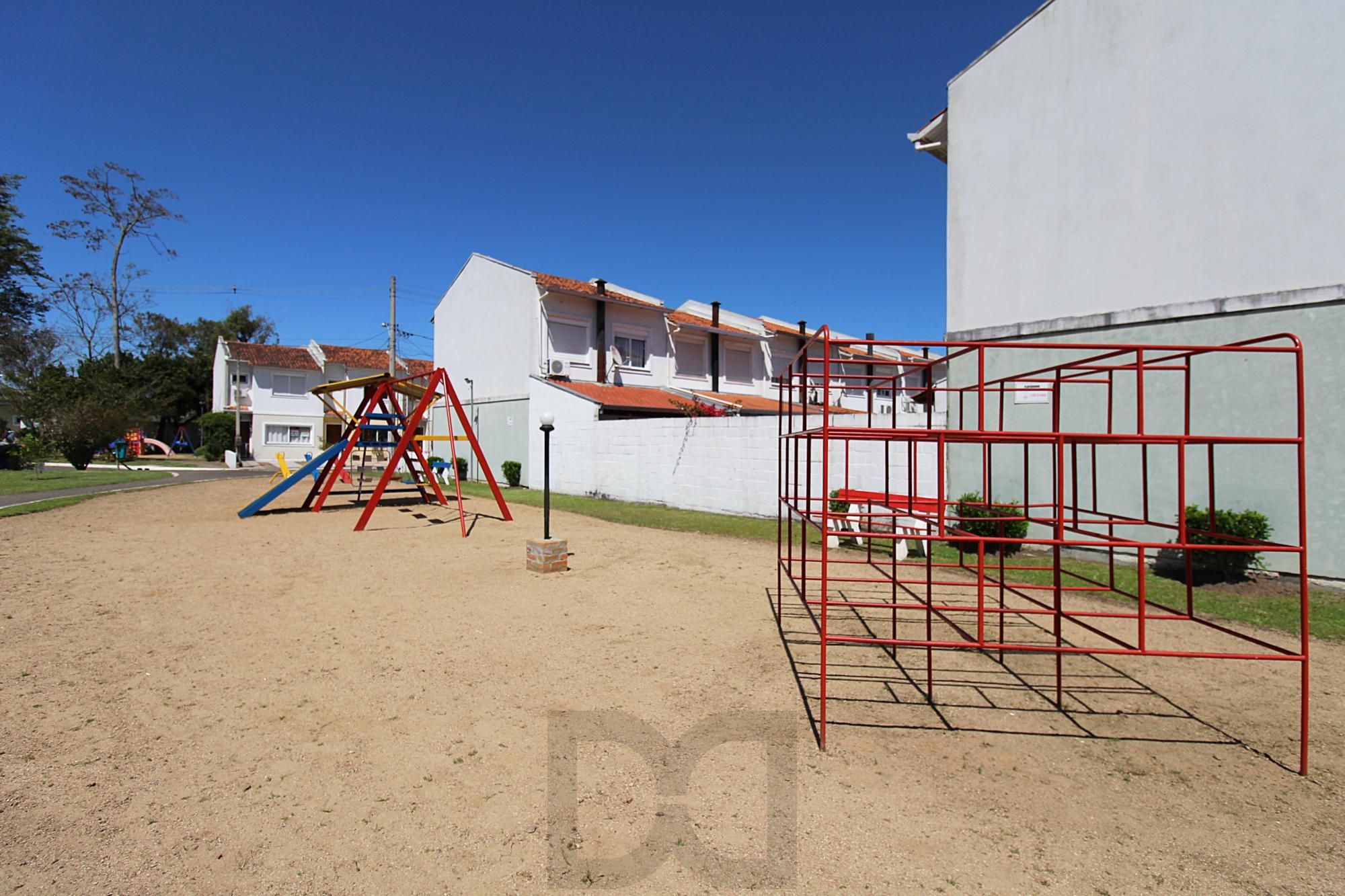 Viva com Conforto e Lazer: Sobrado Impecável com Piscina Privativa — foto 29