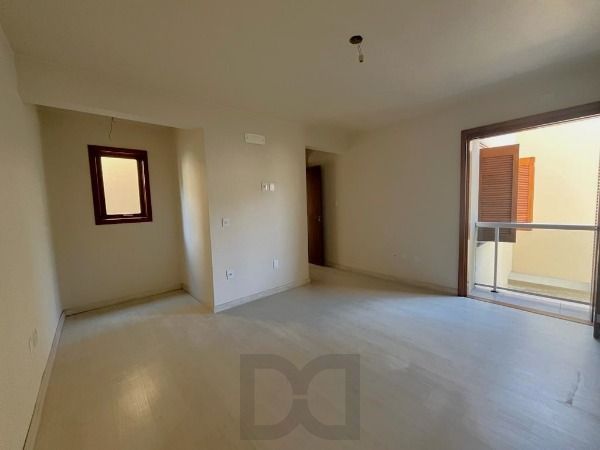 Apartamento em Porto Alegre, no bairro Tristeza, com 2 dormitório(s), e 2 banheiros, à venda. — foto 8