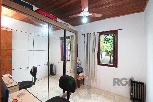 Casa em Porto Alegre, no bairro Ipanema, com 2 dormitório(s), e 2 banheiros, à venda. — foto 19