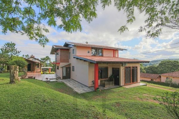 Sítio para Venda - Terreno com 6500m², 4 dormitórios, 3 vagas - Hípica — foto 1