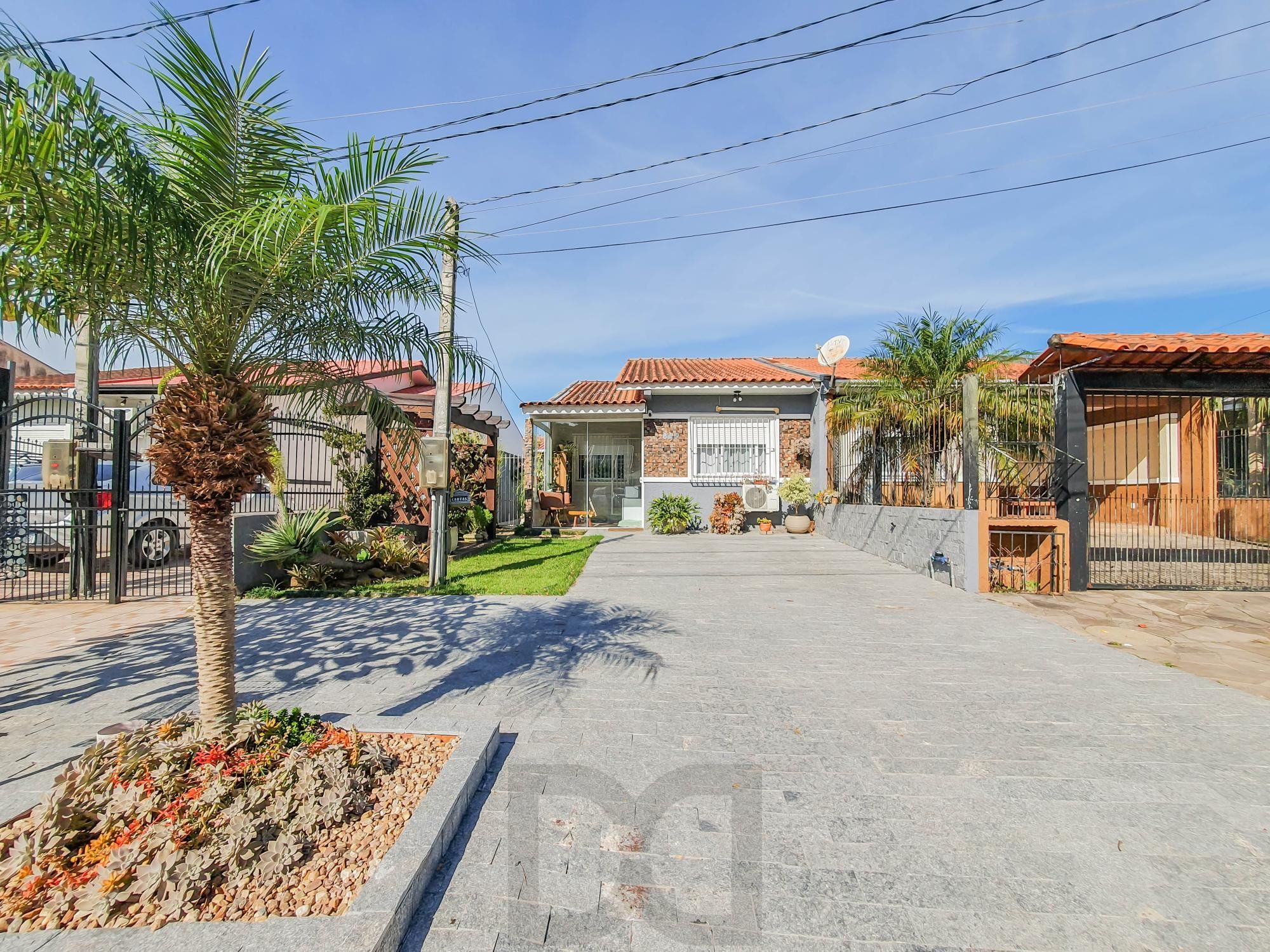 Casa térrea 3 dormitórios totalmente reformada área de churrasco coberta e entrada lateral ! — foto 3