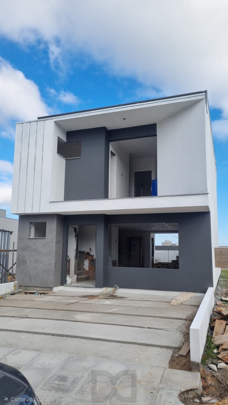 Sobrado novo 3 suítes patio amplo em condomínio com infraestrutura completa no bairro Hípica! — foto 1