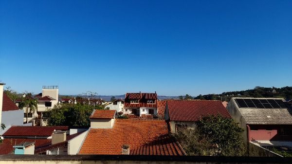 Casa em Porto Alegre, no bairro Espírito Santo, com 3 dormitório(s), e 3 banheiros, à venda. — foto 26