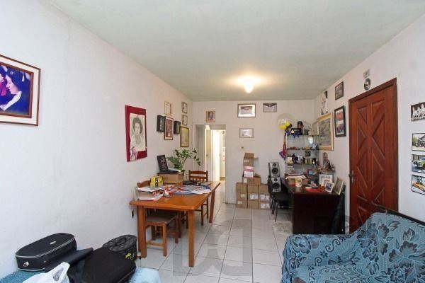 Casa em Porto Alegre, no bairro Jardim Itu, com 2 dormitório(s), e 2 banheiros, à venda. — foto 15