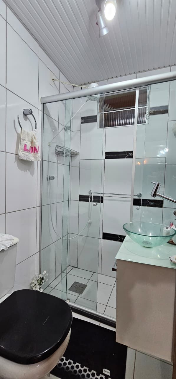 Casa em Condominio Horizontal com 3 dormitórios sendo 1 suíte com 1 vaga coberta — foto 9