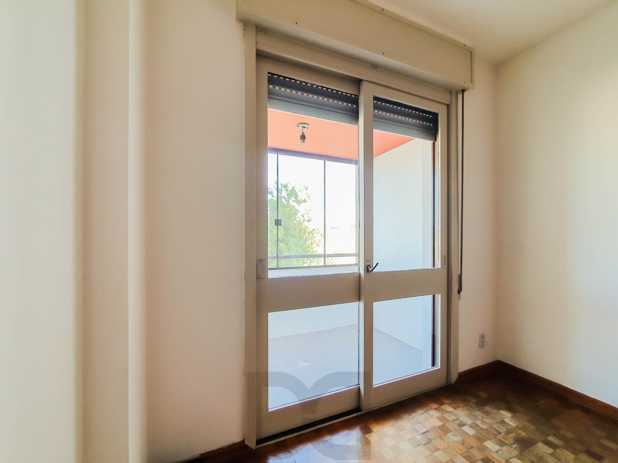 Excelente apartamento de 2 dormitórios no Cristal — foto 32