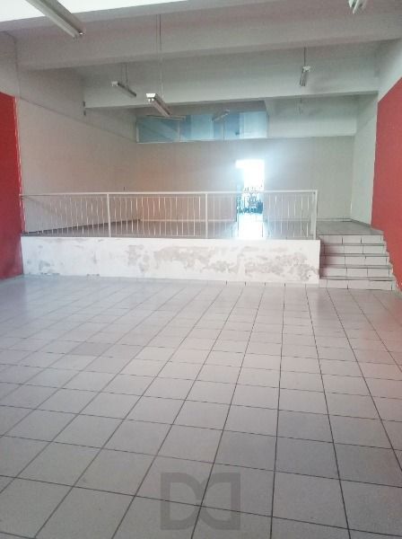 Loja para Venda - 700m², 0 dormitórios, Azenha — foto 6