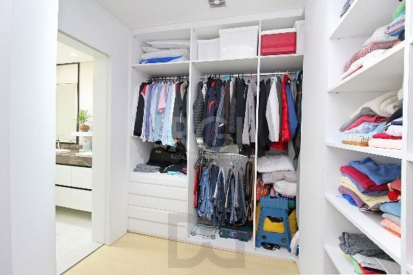 Casa em Porto Alegre, no bairro Hípica, com 3 dormitório(s), e 3 banheiros, à venda. — foto 27