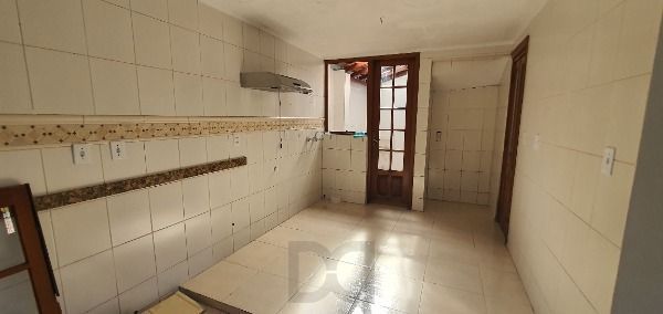 Casa para Venda - 160m², 4 dormitórios, sendo 2 suites, 4 vagas - Urubatã — foto 5