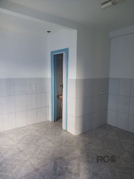 Casa em Porto Alegre, no bairro Cavalhada, com 3 dormitório(s), e 3 banheiros, à venda. — foto 9