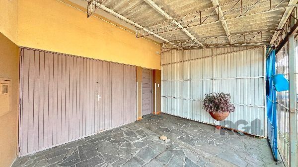 Predio em Porto Alegre, no bairro Hípica, e 0 banheiros, à venda. — foto 3