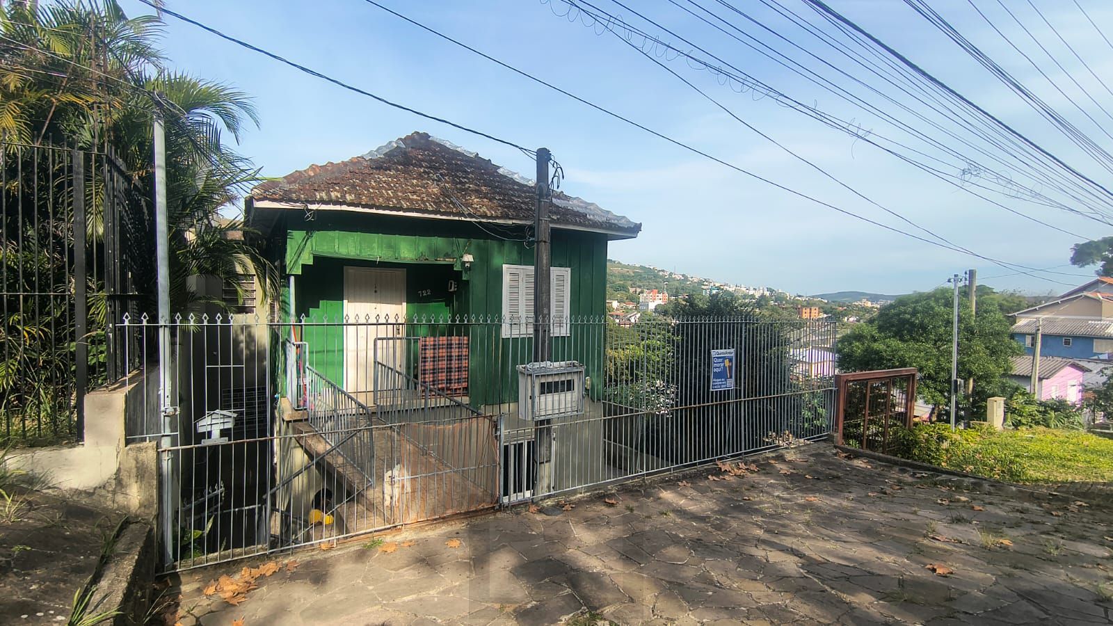 Casa a venda no bairro Nonoai — foto 1
