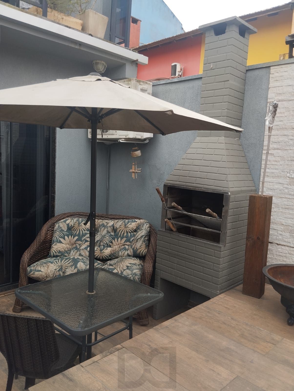 Casa na Zona sul de Porto Alegre com 02 dormitórios e pátio. — foto 26