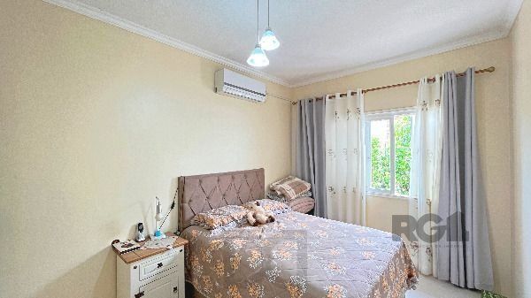 Casa em Porto Alegre, no bairro Hípica, com 2 dormitório(s), e 2 banheiros, à venda. — foto 22