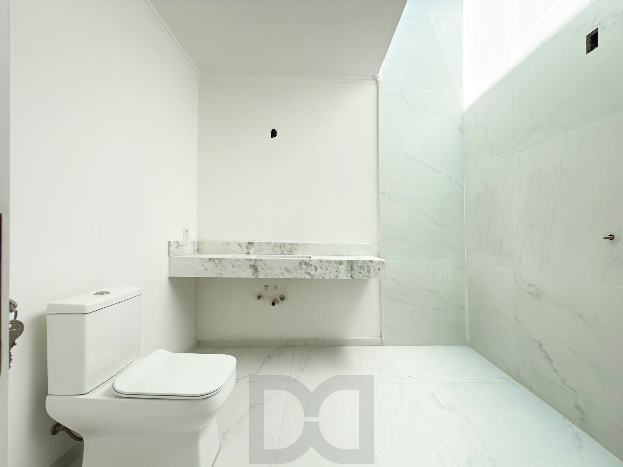Casa 4 dormitórios( 1 dorm térreo) no Condomínio Villa Amalfi, na zona sul de Porto Alegre. — foto 27