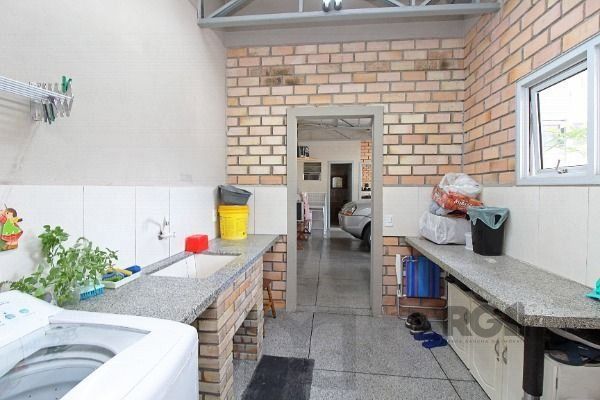 Casa em Porto Alegre, no bairro Belém Novo, com 3 dormitório(s), e 3 banheiros, à venda. — foto 44