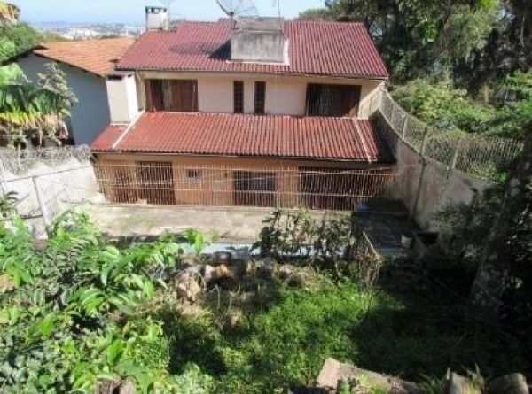 Casa em Porto Alegre, no bairro Nonoai, com 4 dormitório(s), e 4 banheiros, à venda. — foto 17