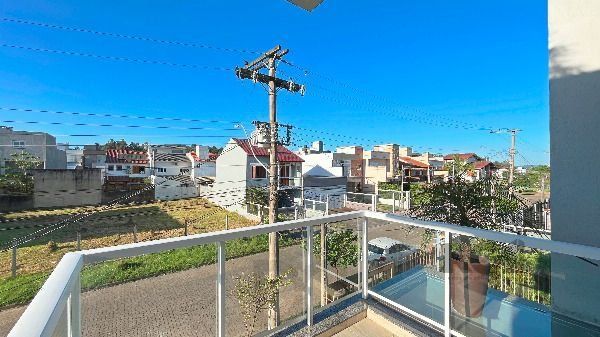 Casa em Porto Alegre, no bairro Hípica, com 3 dormitório(s), e 3 banheiros, à venda. — foto 42