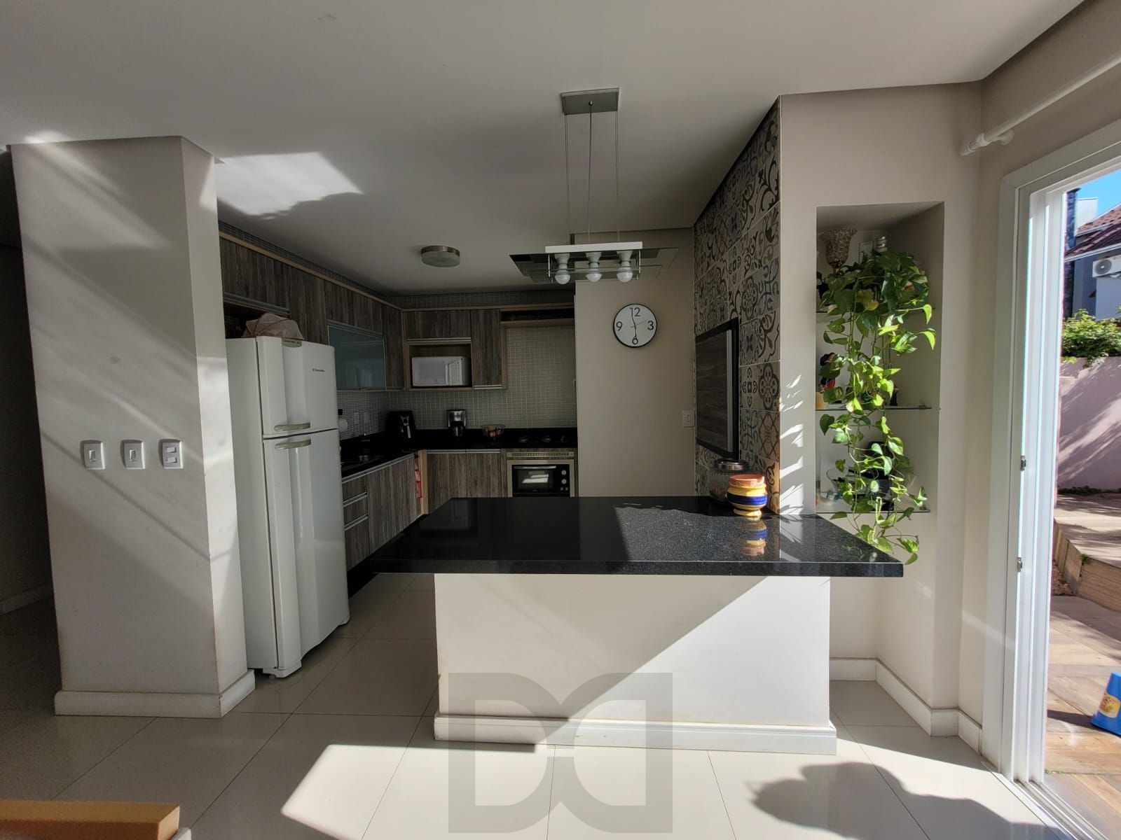 Casa com 3 Dormitórios e Piscina no Lagos de Ipanema — foto 9