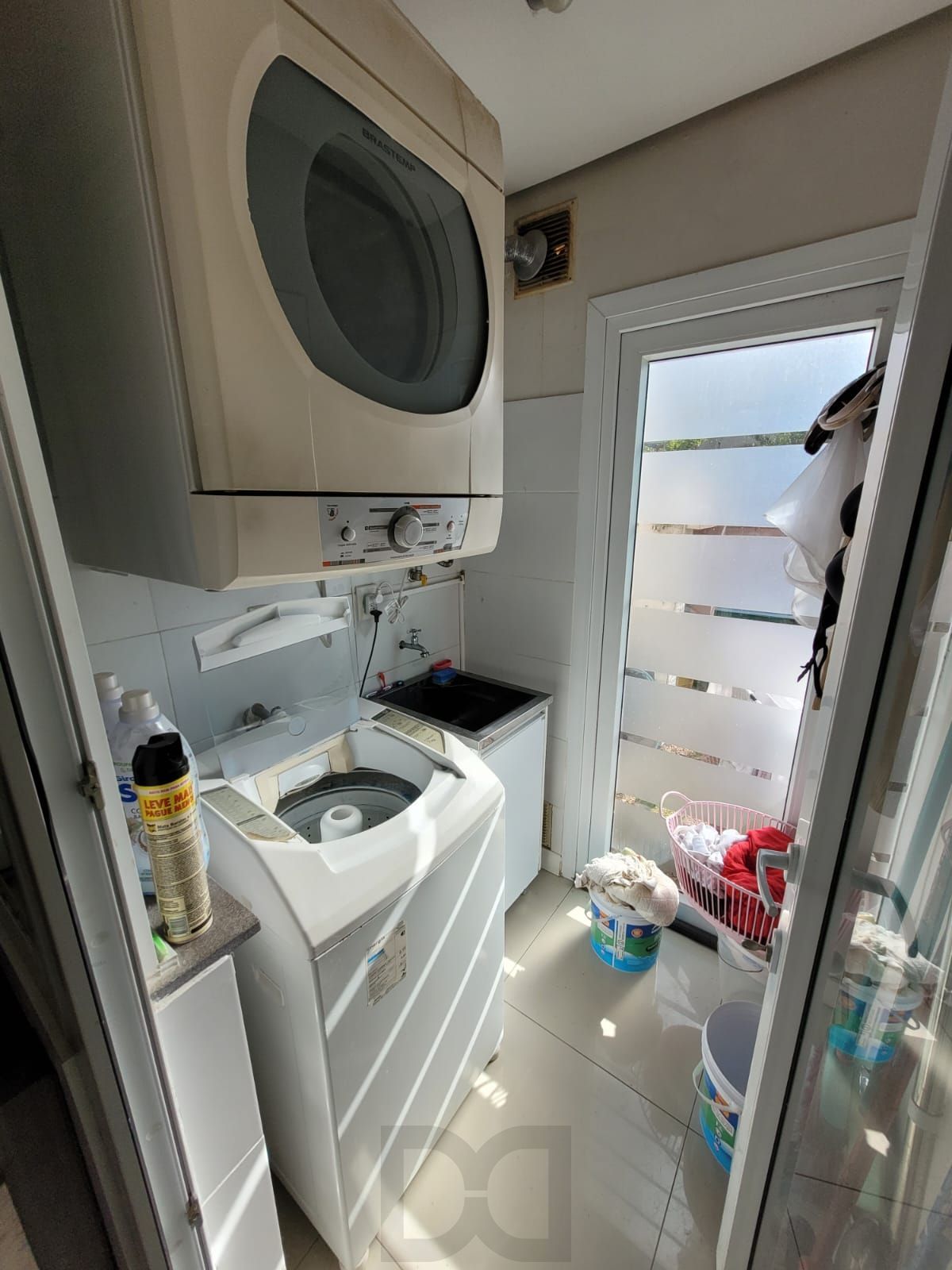 Casa com 3 Dormitórios e Piscina no Lagos de Ipanema — foto 13