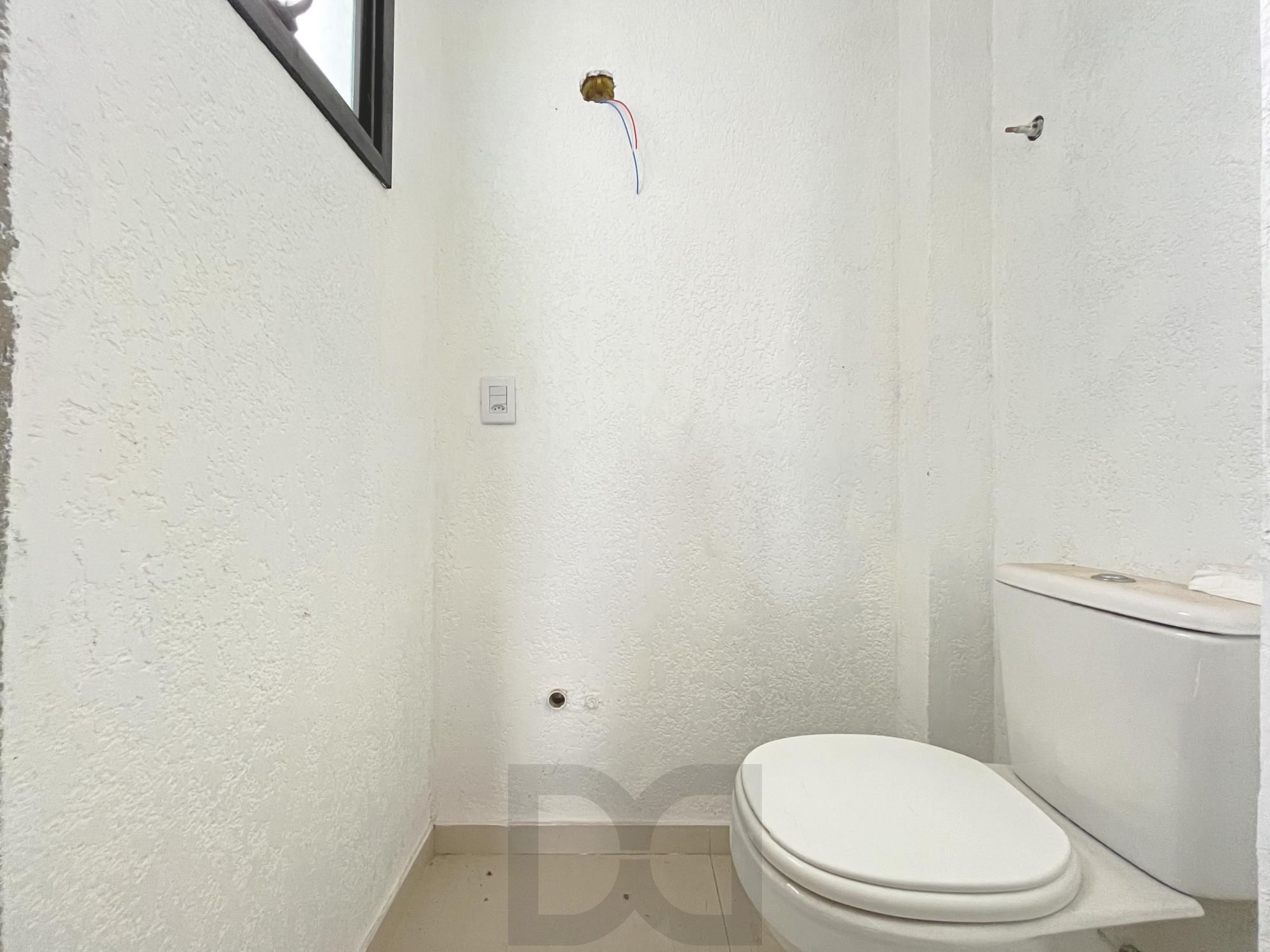 Casa em Porto Alegre, no bairro Hípica, com 2 dormitório(s), e 2 banheiros, à venda. — foto 35