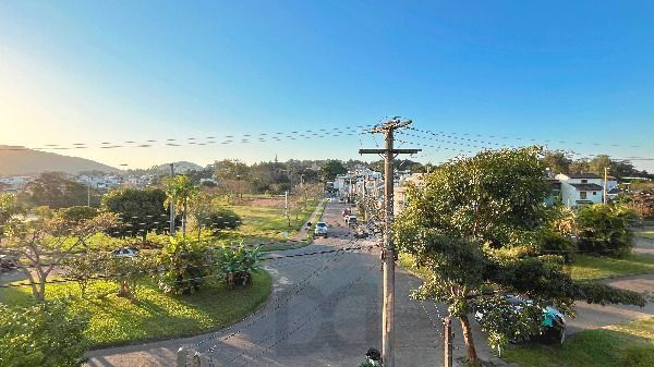 Casa em Porto Alegre, no bairro Hípica, com 3 dormitório(s), e 3 banheiros, à venda. — foto 53