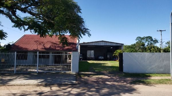 Casa para Venda - 110m², 4 dormitórios, Ponta Grossa — foto 1