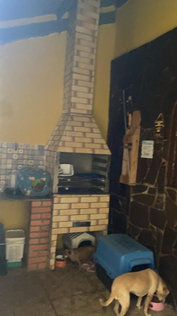 Casa de Esquina à Venda na Restinga – Imóvel Dividido em Duas Residências — foto 6