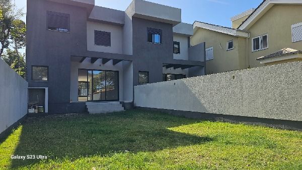 Casa em Porto Alegre, no bairro Ipanema, com 3 dormitório(s), e 3 banheiros, à venda. — foto 14