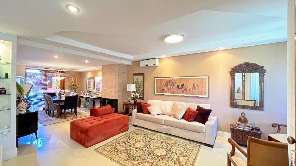 Casa Condominio em Porto Alegre, no bairro Cristal, com 4 dormitório(s), e 4 banheiros, à venda. — foto 5