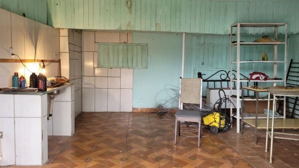 Casa em Porto Alegre, no bairro Santo Antônio, com 3 dormitório(s), e 3 banheiros, à venda. — foto 8