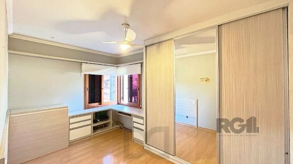 Casa em Porto Alegre, no bairro Espírito Santo, com 3 dormitório(s), e 3 banheiros, à venda. — foto 27