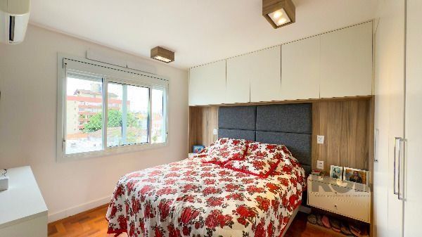 Apartamento em Porto Alegre, no bairro Rio Branco, com 3 dormitório(s), e 3 banheiros, à venda. — foto 18