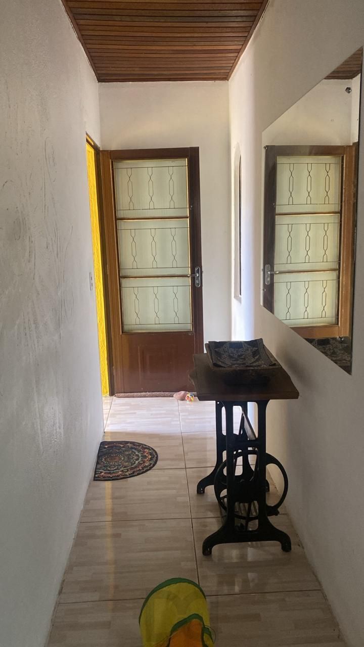 Casa de Esquina à Venda na Restinga – Imóvel Dividido em Duas Residências — foto 15