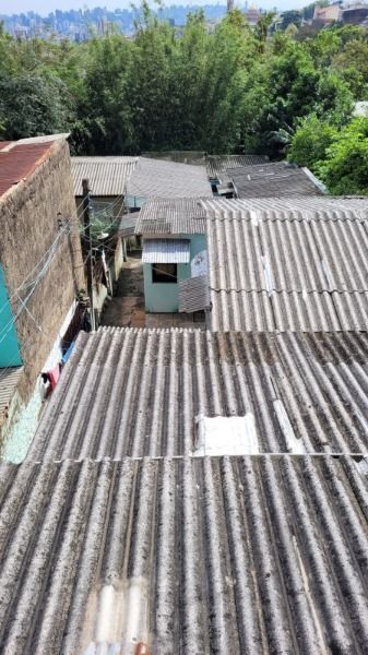 Casa em Porto Alegre, no bairro Santo Antônio, com 3 dormitório(s), e 3 banheiros, à venda. — foto 3