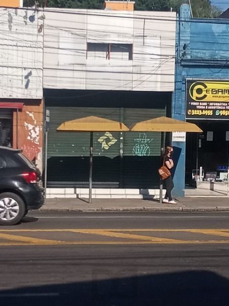 Loja para Venda - 700m², 0 dormitórios, Azenha — foto 1