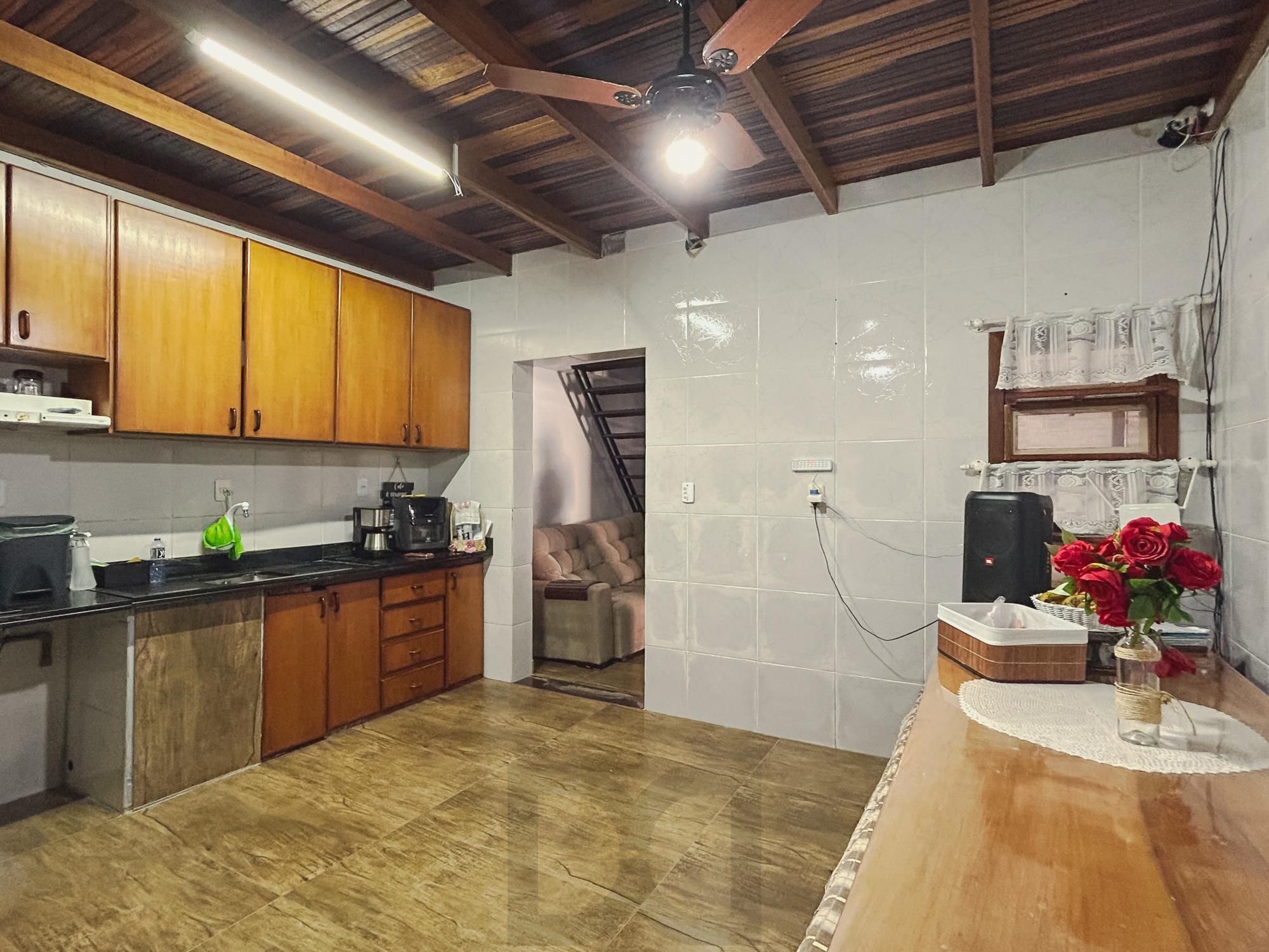 Casa com piscina e com 4 dormitorios no bairro Restinga — foto 14