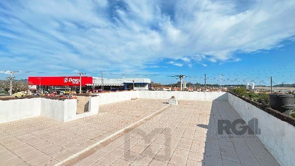 Predio em Porto Alegre, no bairro Hípica, e 0 banheiros, à venda. — foto 39