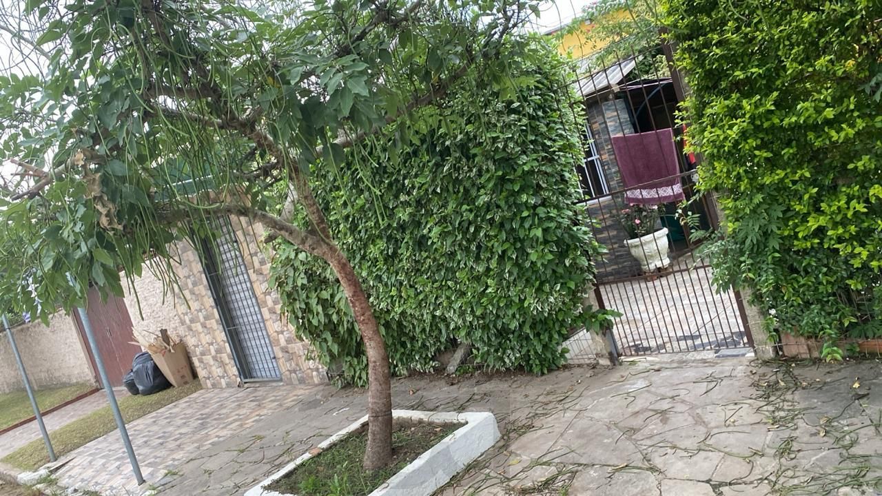 Casa de Esquina à Venda na Restinga – Imóvel Dividido em Duas Residências — foto 32
