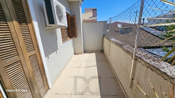 Casa em Porto Alegre, no bairro Hípica, com 3 dormitório(s), e 3 banheiros, à venda. — foto 20