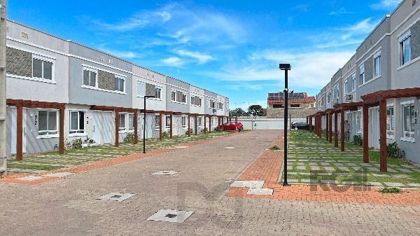 Casa em Porto Alegre, no bairro Vila Nova, com 2 dormitório(s), e 2 banheiros, à venda. — foto 31