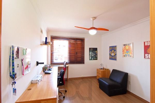 Casa Condominio em Porto Alegre, no bairro Cristal, com 4 dormitório(s), e 4 banheiros, à venda. — foto 28